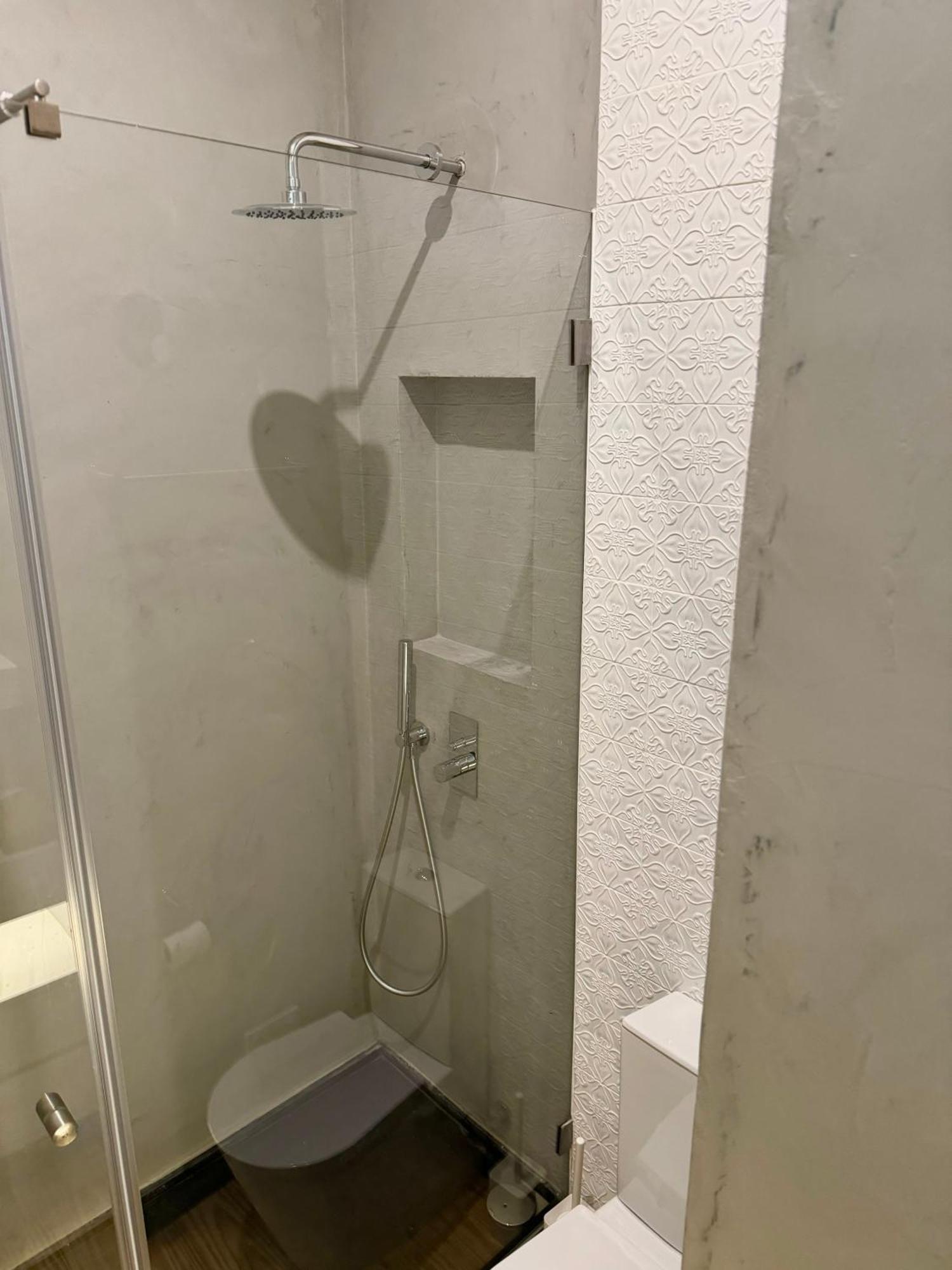 Gasthof Privativo Com Banheiro Exclusivo Fora Do *